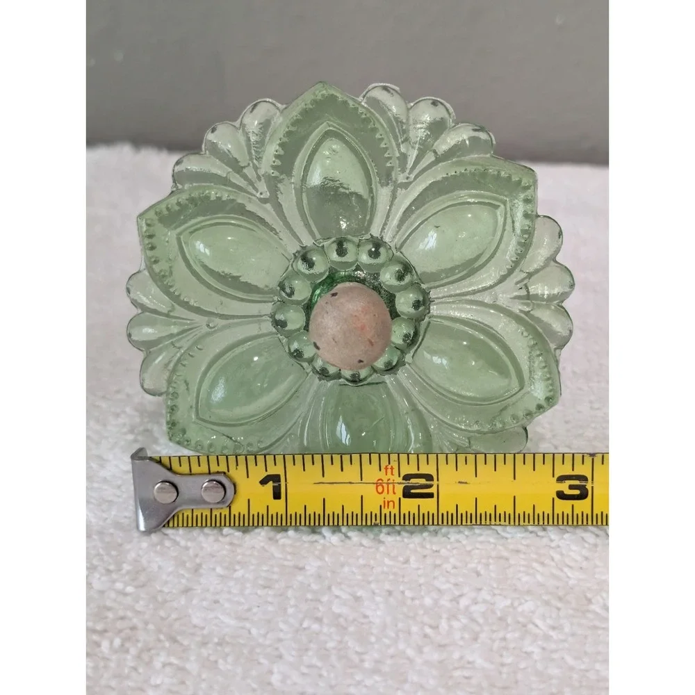 Antique Pressed Sandwich Glass Green Depression Curtain Tie Backs Rosettes Lot
